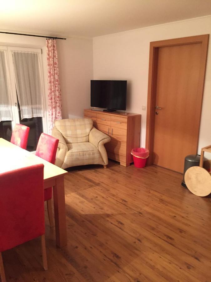 Ellmer Apartment
